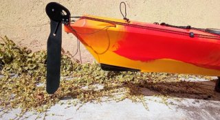 KAYAK DE MAR (NUEVO). Longitud 440cm.