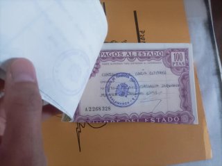 Timbre del Estado 500 y 3000 PTAS