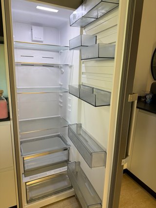 Frigorífico nevera AEG 1 puerta 1,86m cromado