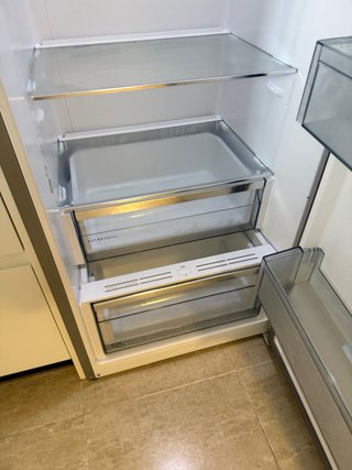 Frigorífico nevera AEG 1 puerta 1,86m cromado