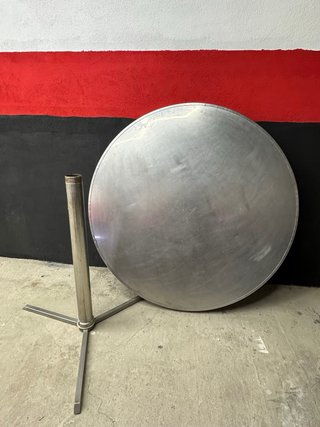 Mesa redonda de aluminio