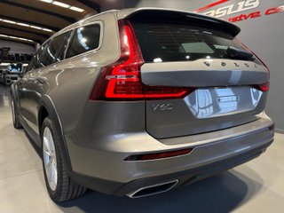VOLVO V60 CROSS COUNTRY AWD