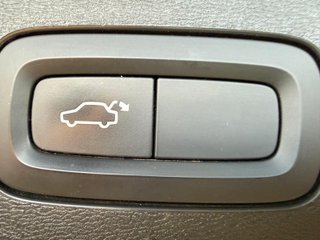 VOLVO V60 CROSS COUNTRY AWD