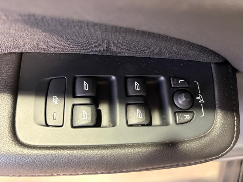 Volvo S60 2019, foto 17