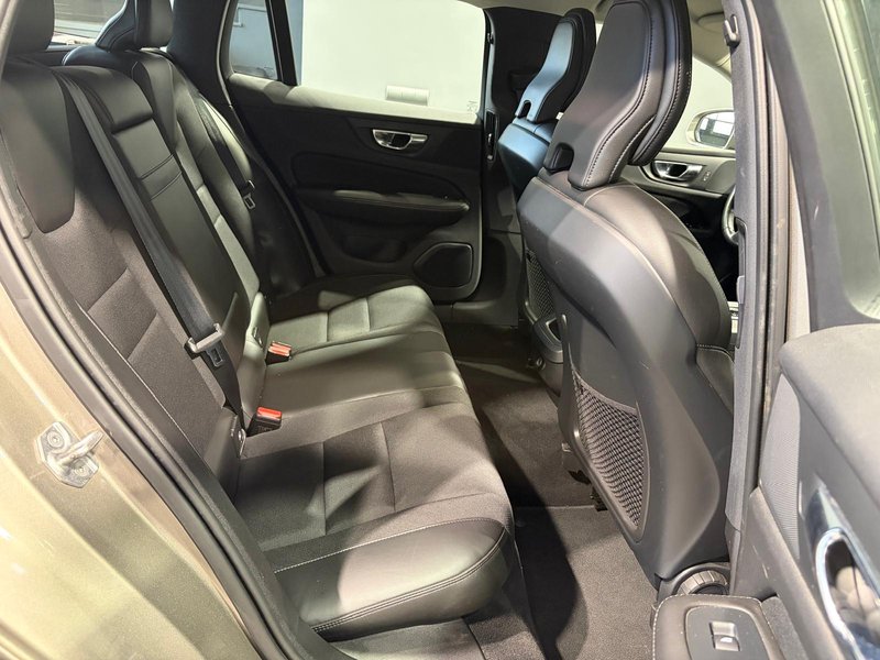 Volvo S60 2019, foto 22