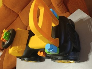 Correpasillos Molto Amarillo y Negro
