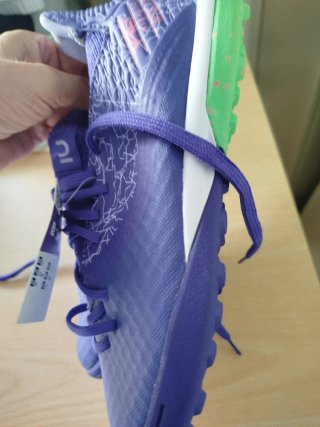 Botas fútbol multitacos niño Talla 34