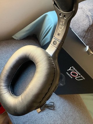 Auriculares Inalámbricos Emporio Armani Stronger