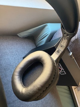 Auriculares Inalámbricos Emporio Armani Stronger