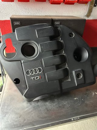Tapa Motor Audi A4 1.9 TDI 130