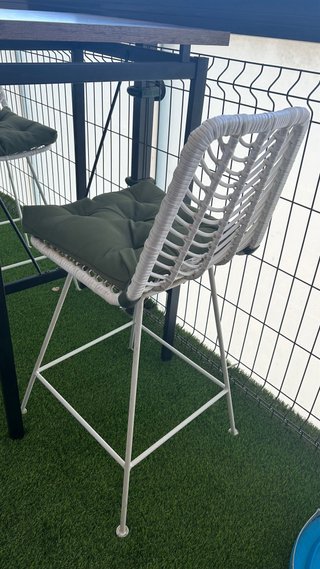 Mesa Terraza y 2 Banquetas Sklum