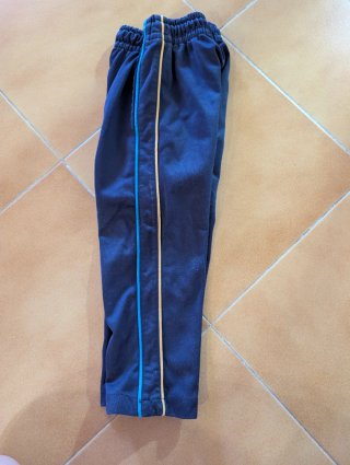 Uniforme colegio Helicon Jersey t.2+ regalo