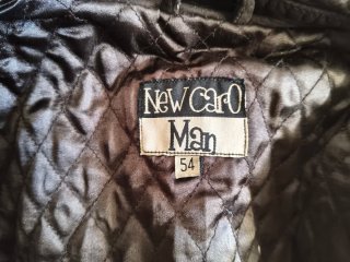 Chaqueta de piel de búfalo negra