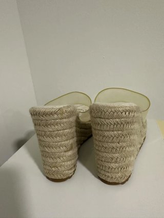 Sandalias Zara cuña transparentes