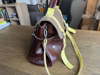 Borsa satchel in vera pelle – marrone, beige e gia