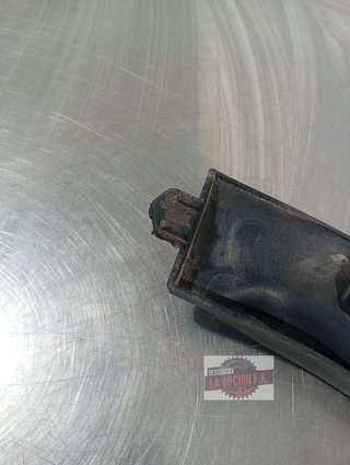 ALETIN TRASERO IZQUIERDO Renault Captur I (2013->)