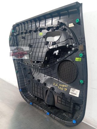 GUARNECIDO PUERTA TRASERA DERECHA Kia Carens (RP)(2013->)
