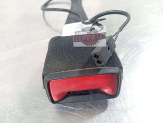ENGANCHE CINTURON DELANTERO IZQUIERDO Audi A4 Berlina (8W2)(08.2015->)
