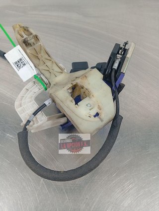 CERRADURA PUERTA TRASERA DERECHA Kia Carens (RP)(2013->)