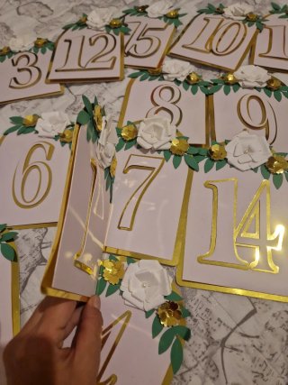 Segnaposto Numerati da 1 a 15 di carta.