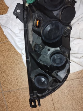 Faro Izquierdo RENAULT MASTER III