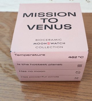 Swatch x Omega Venus Rosa