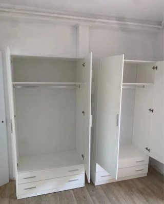 Armario 4 puertas blanco de madera nuevo