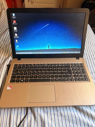 ASUS VivoBook 15 X540BA Portátil 15.6 Negro/Dorado