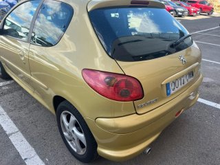 Peugeot 206 2004