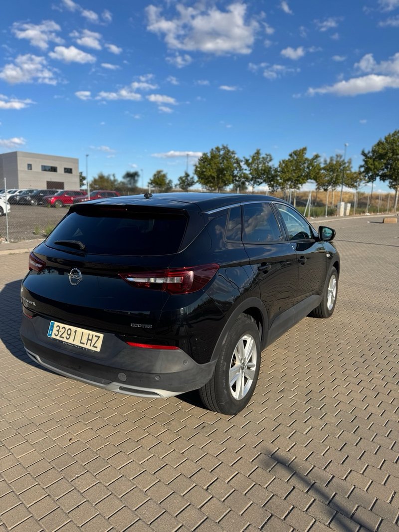 Opel Grandland X 2020, foto 7
