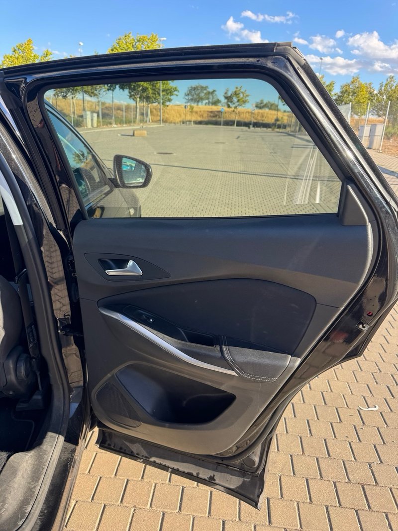 Opel Grandland X 2020, foto 31