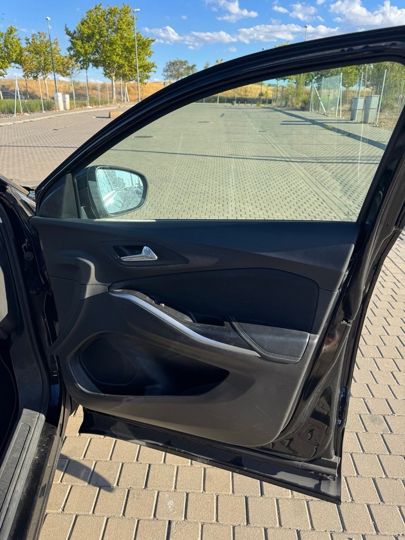 Opel Grandland X 2020, foto 30
