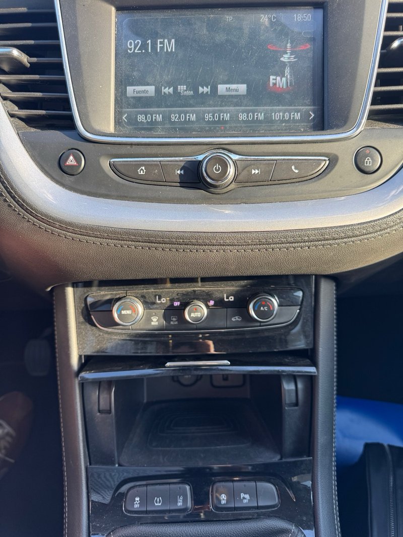Opel Grandland X 2020, foto 23