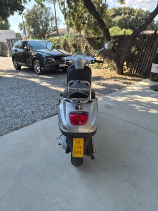 Vespa 50cc Plata