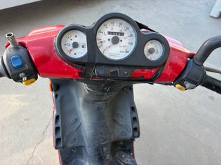 Ciclomotor Peugeot Scooter Rojo