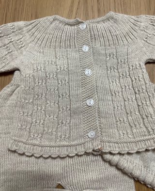 Conjunto bebé recién nacido tejido