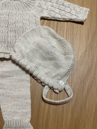 Conjunto bebé recién nacido tejido