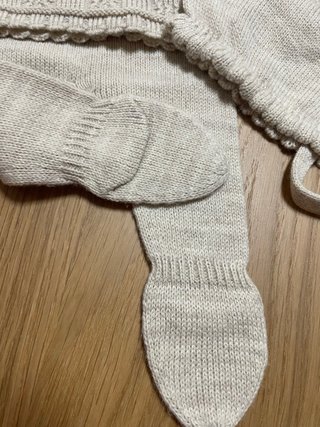 Conjunto bebé recién nacido tejido