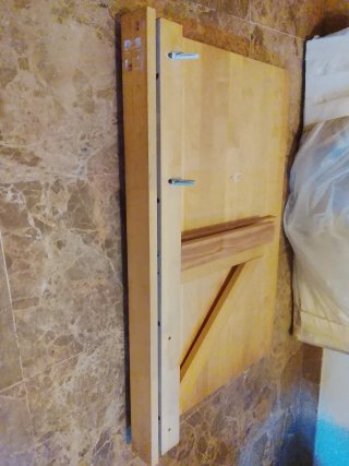 Mesa auxiliar plegable de madera