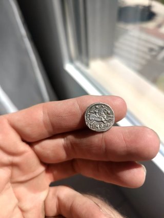 Moneda Iberica Navarra  denario Baskunes