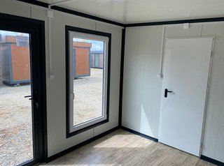 Contenedor con baño y dormitorio