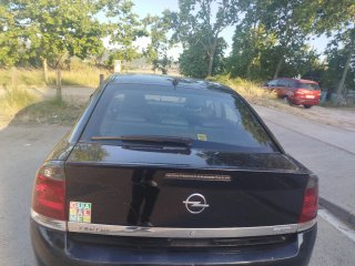 Opel Vectra 2005