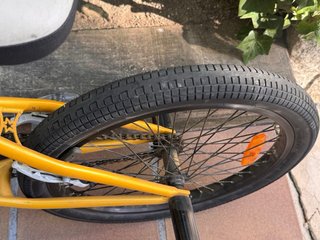 BMX B’Twin Wipe five 20” – muy buen estado