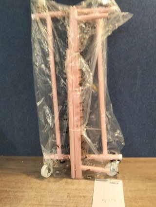 Perchero rosa con ruedas SONGMICS HSR013R01