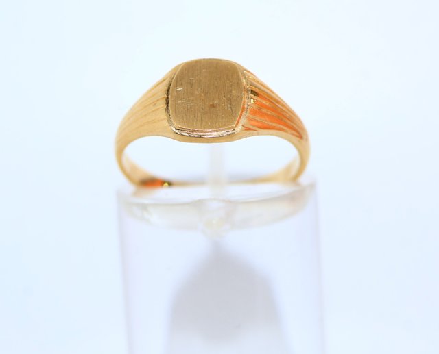 Anillo Sello Oro 18K sin grabar