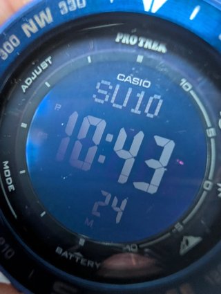 Reloj Casio Pro Trek solar azul