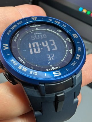 Reloj Casio Pro Trek solar azul