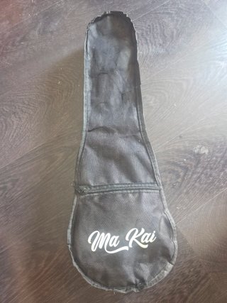 Ukelele Lila con Funda y Afinador