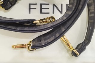 Bolso Fendi Baguette mediano original