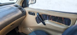 Nissan Terrano II 2000